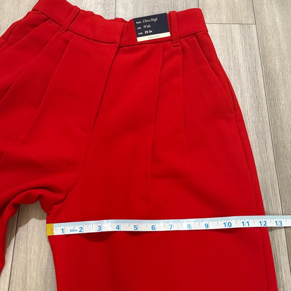 Abercrombie and Fitch Pants - Picture 10 of 12